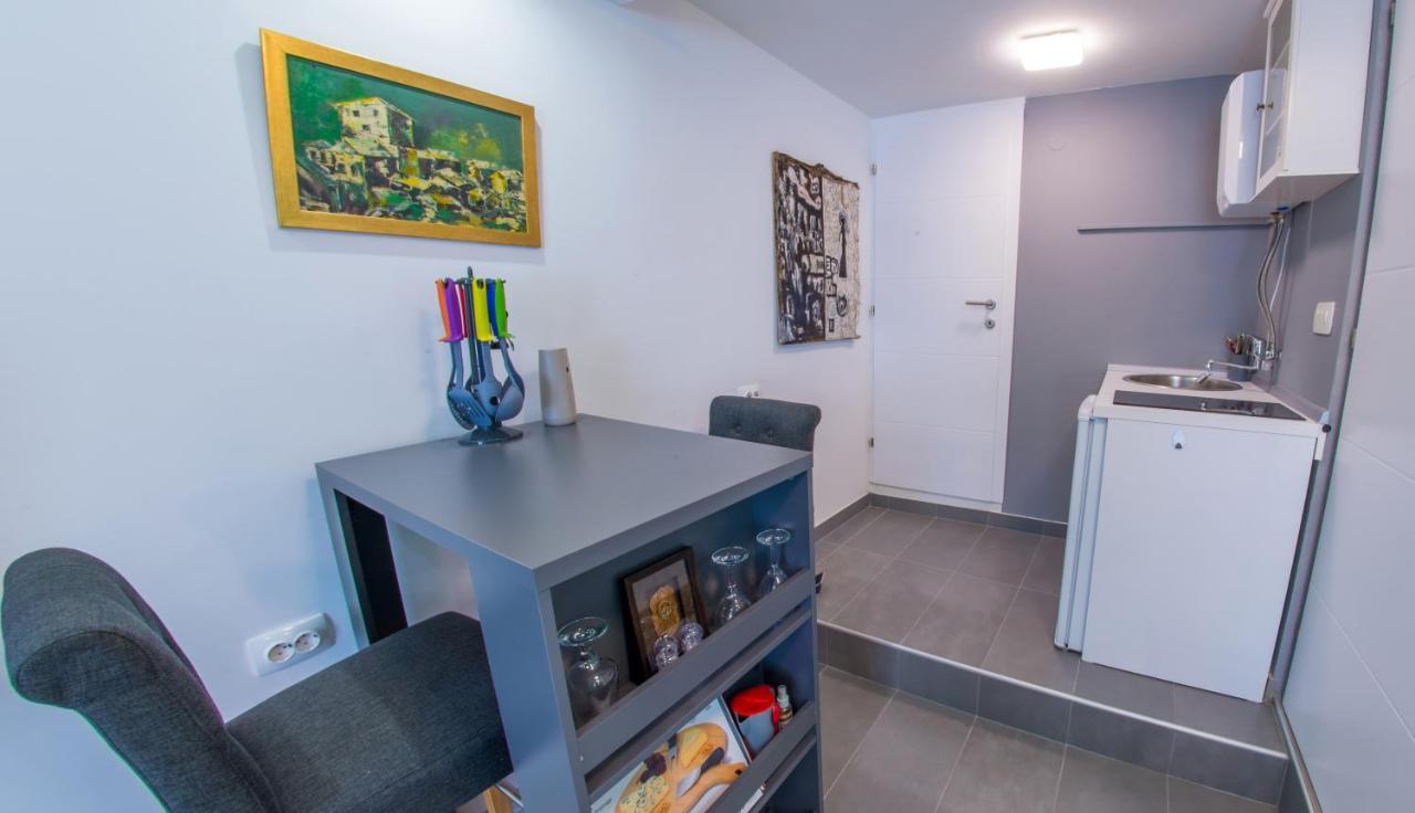 Studio Gallery Mostar Bagian luar foto